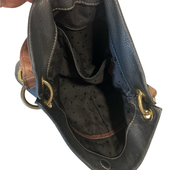 Fossil Black Hobo Bag with Gold Hardware - Picture 3 of 6